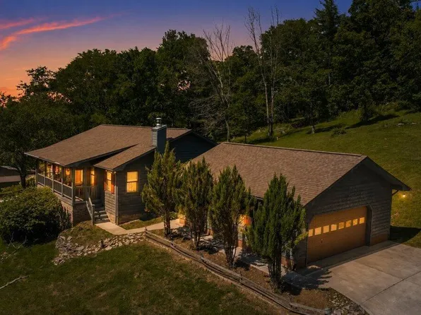 227 Lone Ridge Ln, Clinton, TN 37716