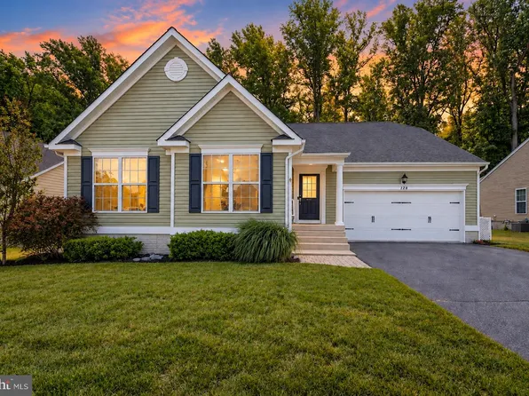128 S High Meadow Dr, Felton, DE 19943