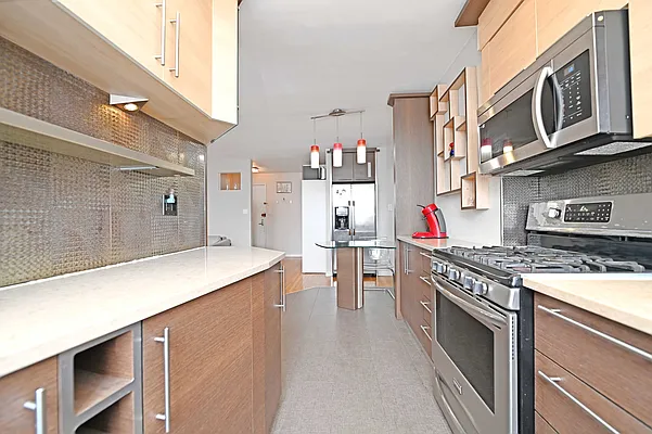 Sold by Amerihomes Realty of NY | media 11