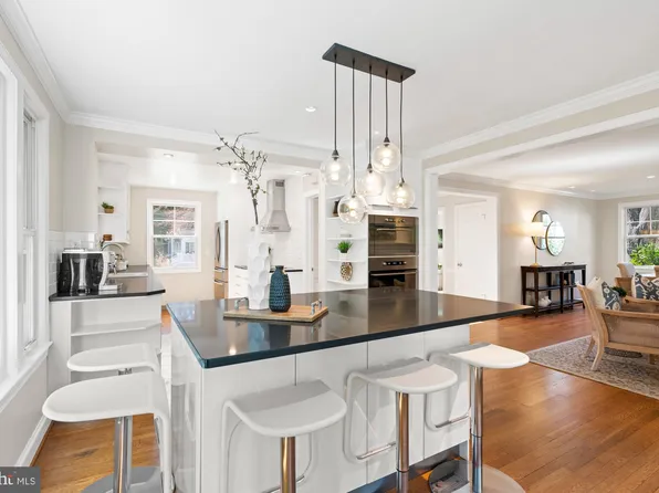 4815 Calvert St NW, Washington, DC 20007