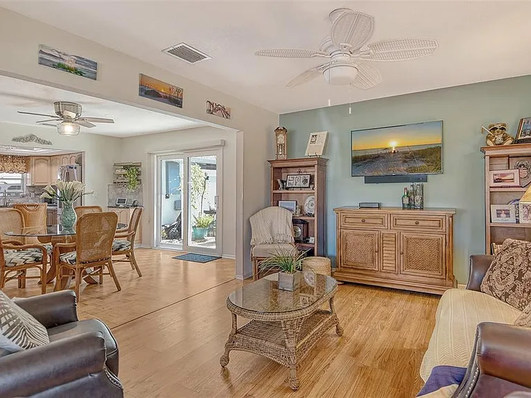 2308 Waterbluff Pl #V-304 — Photo 16