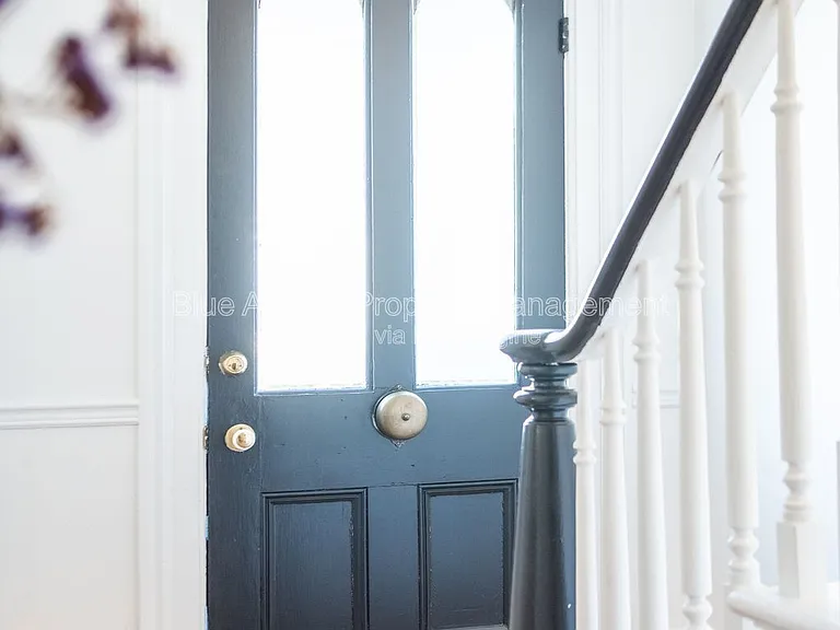 15 Jane St — Photo 44