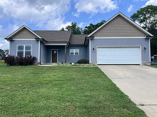 159 Cornerstone Cir Photo 1