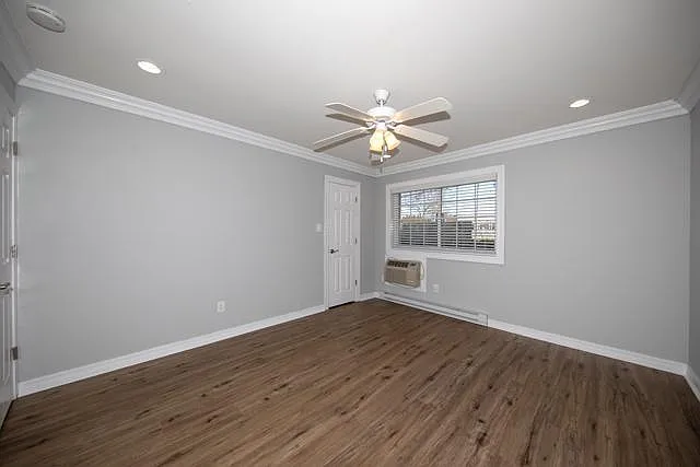 Fairfield Estates At Bohemia — Photo 18
