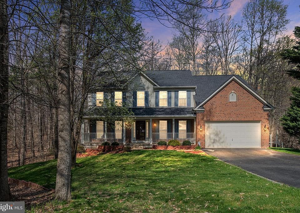 Presenting 28 Fireberry Blvd