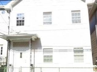 17 Patterson St, Harrison, NJ 07029