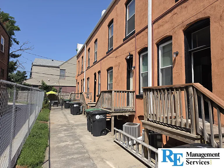 3005 Pacific St — Photo 30
