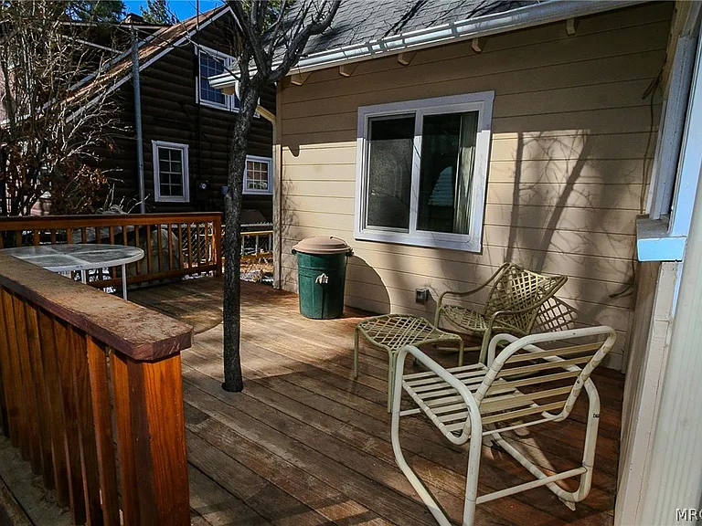 664 Barret Way — Photo 39