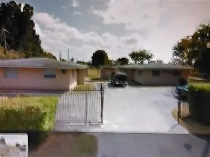 1st image of 15190 Garfield Dr