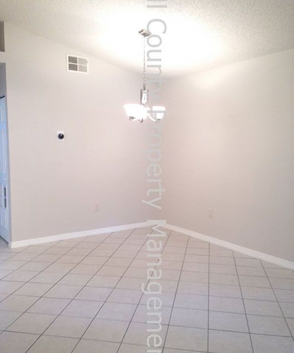 1st image of 2366 Tallyho Ln