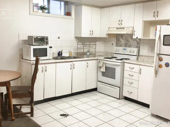 52 Pennsylvania Ave, Brampton, ON