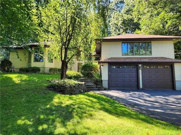 614 Douglas Drive, Orange, CT 06477
