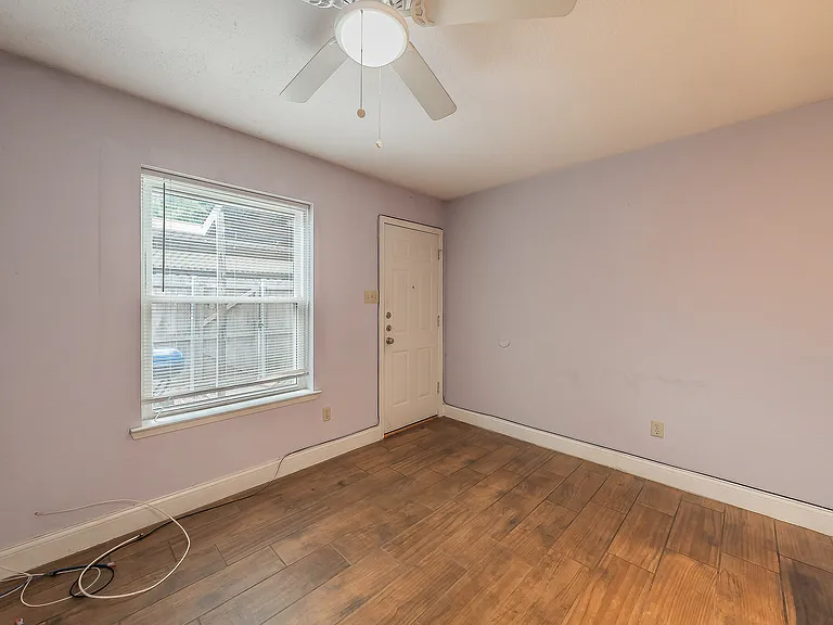 5003 Maryanna Way #D — Photo 11