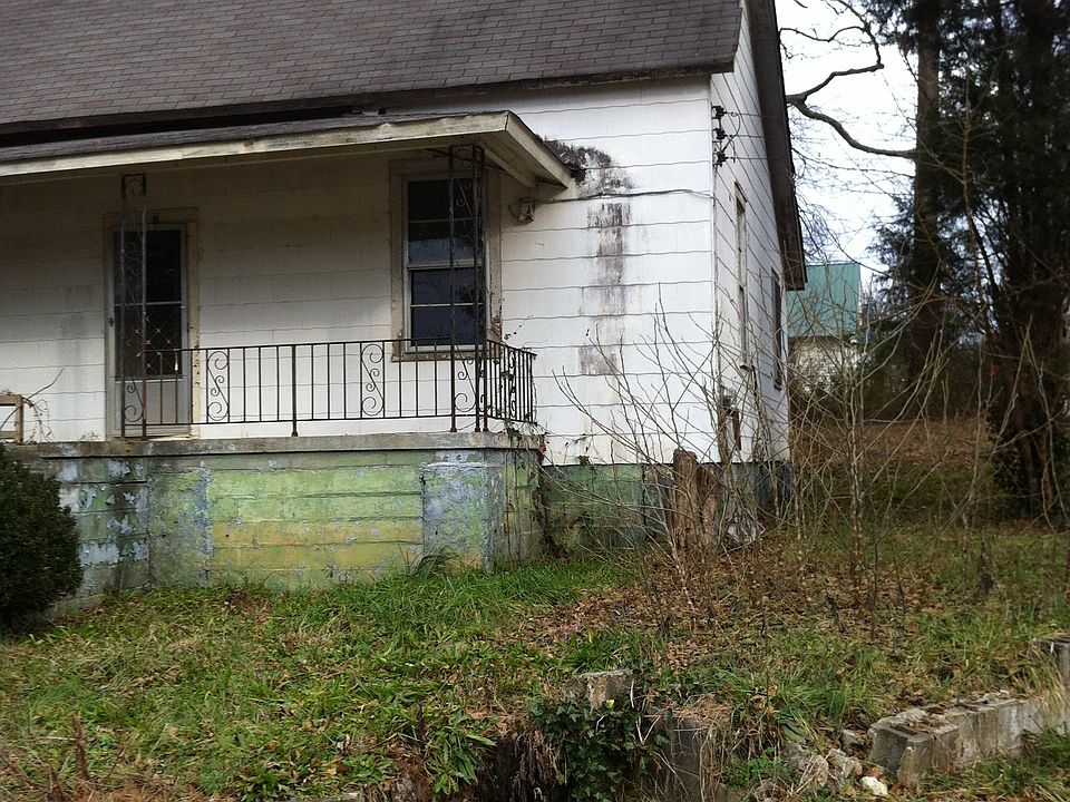 2nd image of 1 N Prince St