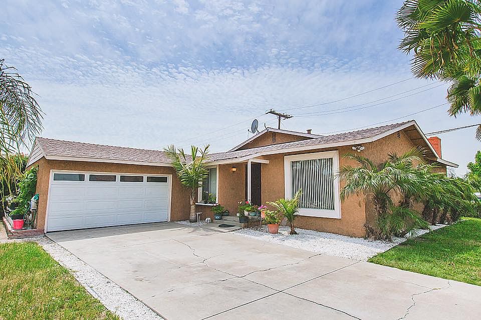 1st image of 15038 Granada Ave