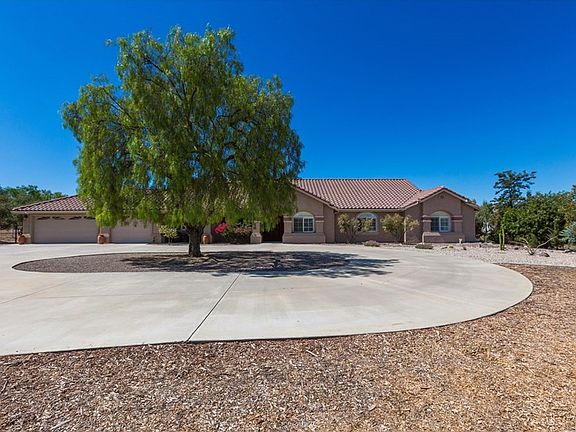 3rd image of 17385 Vanderhill Cir