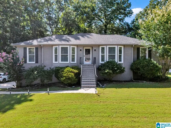 5512 Heath Row Dr, Birmingham, AL 35242