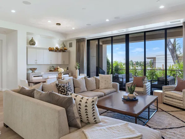 2 E Biltmore Estates Dr #101, Phoenix, AZ 85016