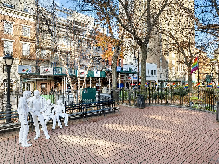 57 Christopher St #5B — Photo 43