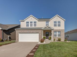 6805 Beall Ct, Godfrey, IL 62035