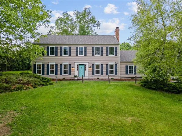 4896 River Vista DRIVE, Cedarburg, WI 53012