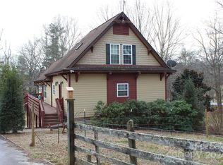 612 Ladson Rd, Mills River, NC 28759