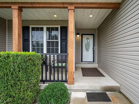 4th image of 102 Tanglewood Dr