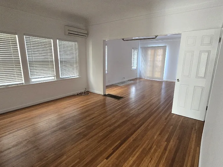 117 N Edgemont St #1 — Photo 3