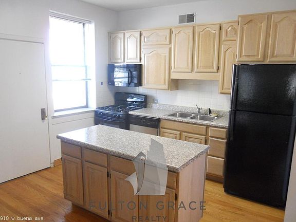 5th image of 918 W Buena Ave #1116
