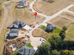 1732 Yale Pkwy, Cedar Falls, IA 50613