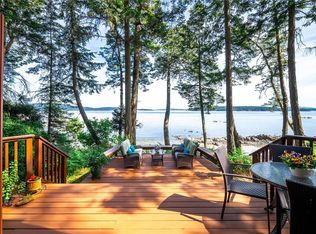 57 McKenzie Cres, Southern Gulf Islands, BC V8L5Y7
