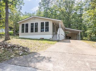 10367 Whippoorwill Dr, Bismarck, MO 63624