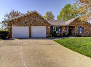 4603 Redbud Ct, Decatur, IL 62526