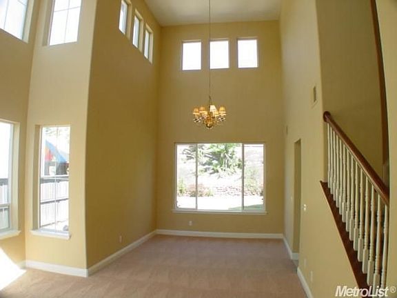 3rd image of 1544 Freswick Dr