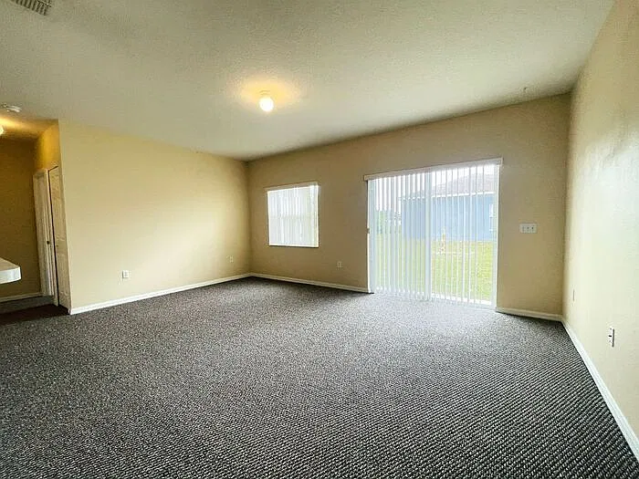 3 bed, 2.0 bath, 1239 sqft, $1,450 — Photo 4