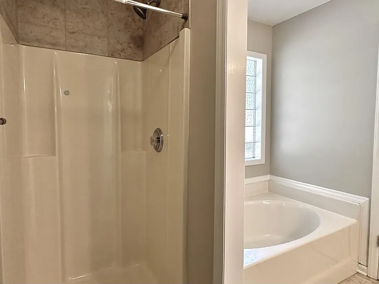 124 Bayou Ct — Photo 13