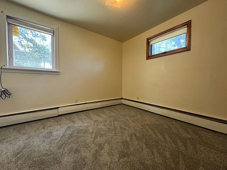 616 Ivy Ave E — Photo 20