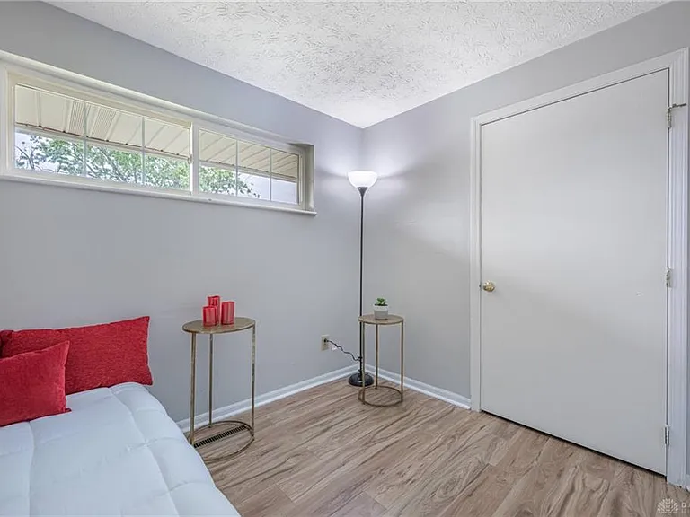 5276 Buckner Dr — Photo 13