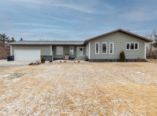 27 E Main St, Willow Creek No. 26, AB T0L 0Z0