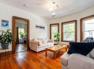 15 Traymore St #2, Cambridge, MA 02140