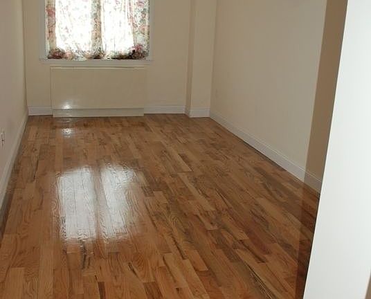 3rd image of 20-12 31st St #1A