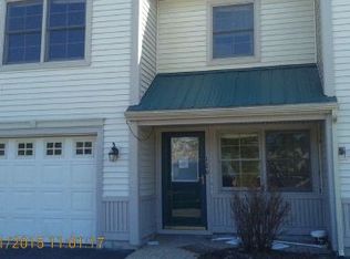 120 Starbird Rd, Portland, ME 04102
