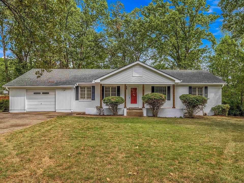 1st image of 105 Blueridge Pl