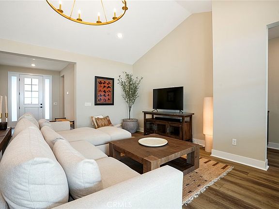 3rd image of 3805 Shannon Ln