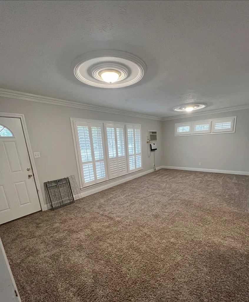 3 bed, 1.5 bath, 1250 sqft, $1,125 — Photo 2