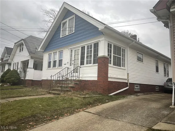 11805 Cooley Ave, Cleveland, OH 44111