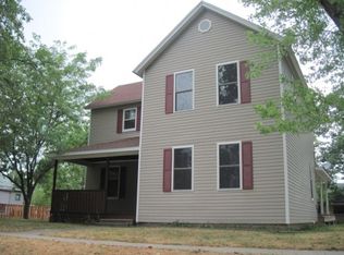 1603 Jackson Ave, Charleston, IL 61920