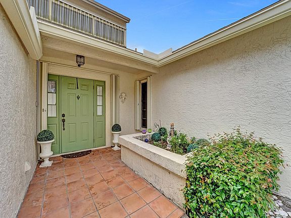 3rd image of 11320 NW 27th Court