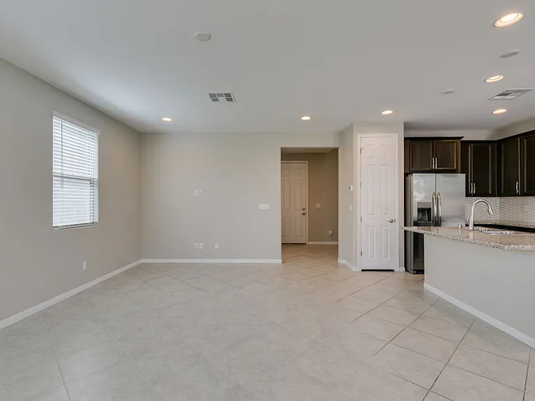 10021 Silver Comet Ct — Photo 13