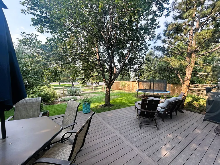 1035 Ashford Ct — Photo 38